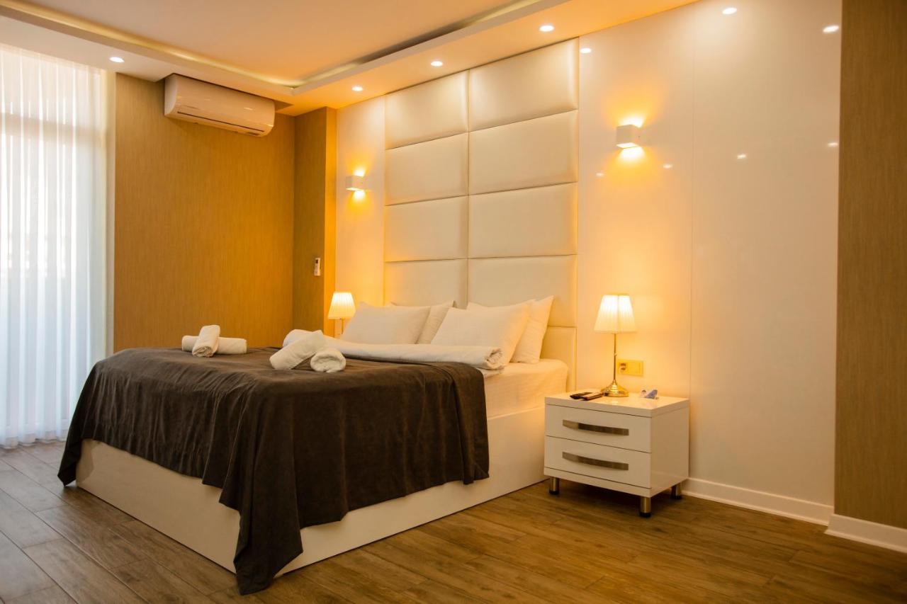 Aparthotel Holiday Lux Batumi Eksteriør bilde